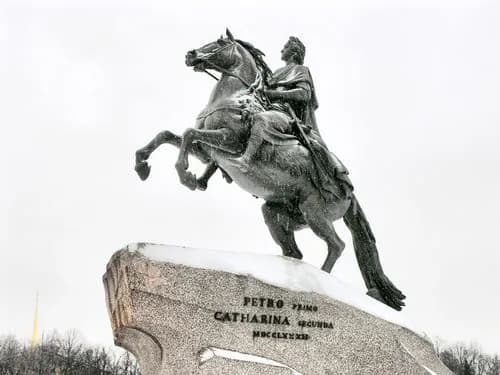 Adolf Hitler ile miał wzrostu? Zaskakujące fakty o jego wysokości Adolf Hitler ile miał wzrostu? Zaskakujące fakty o jego wysokości